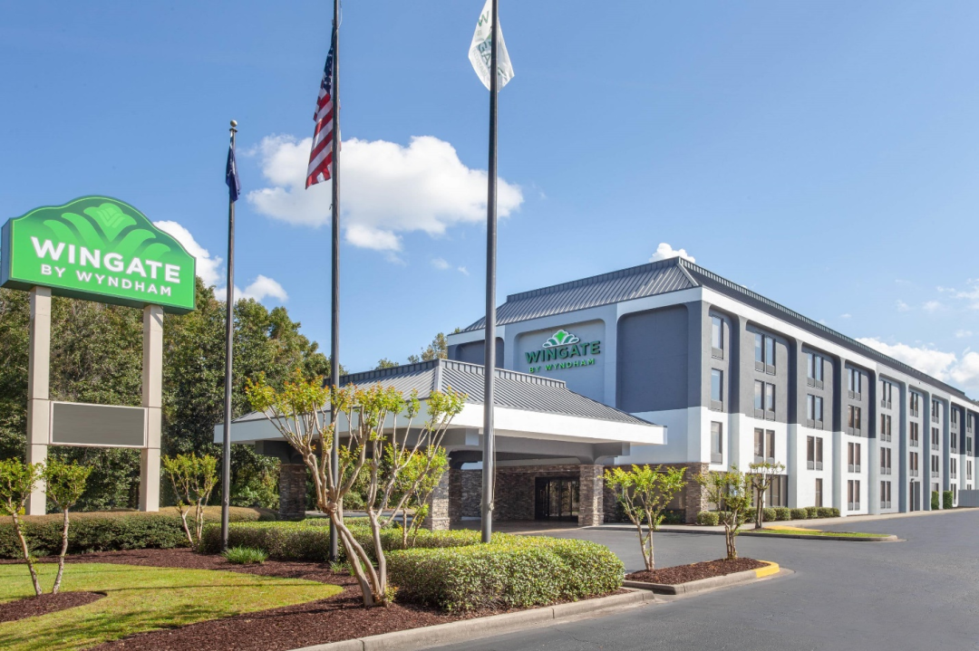 Wingate Charleston Airport