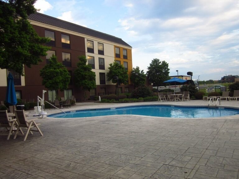 comfort-inn-at-carowinds