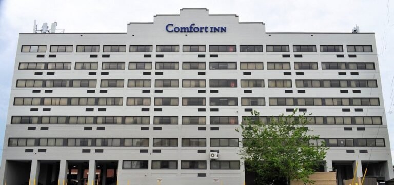 comfort-inn-downtown (1)