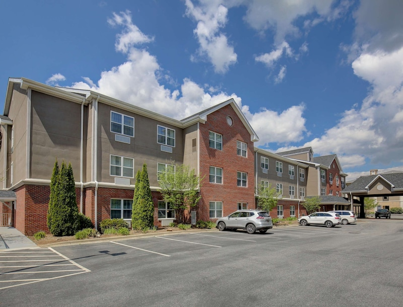 Country Inn & Suites Boone