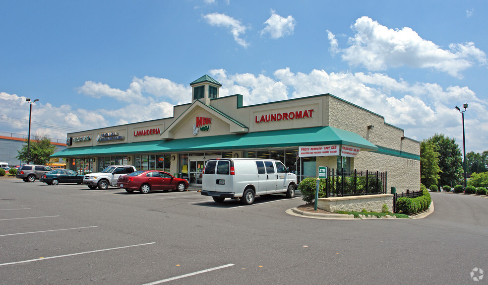 Shopping Center Charlotte